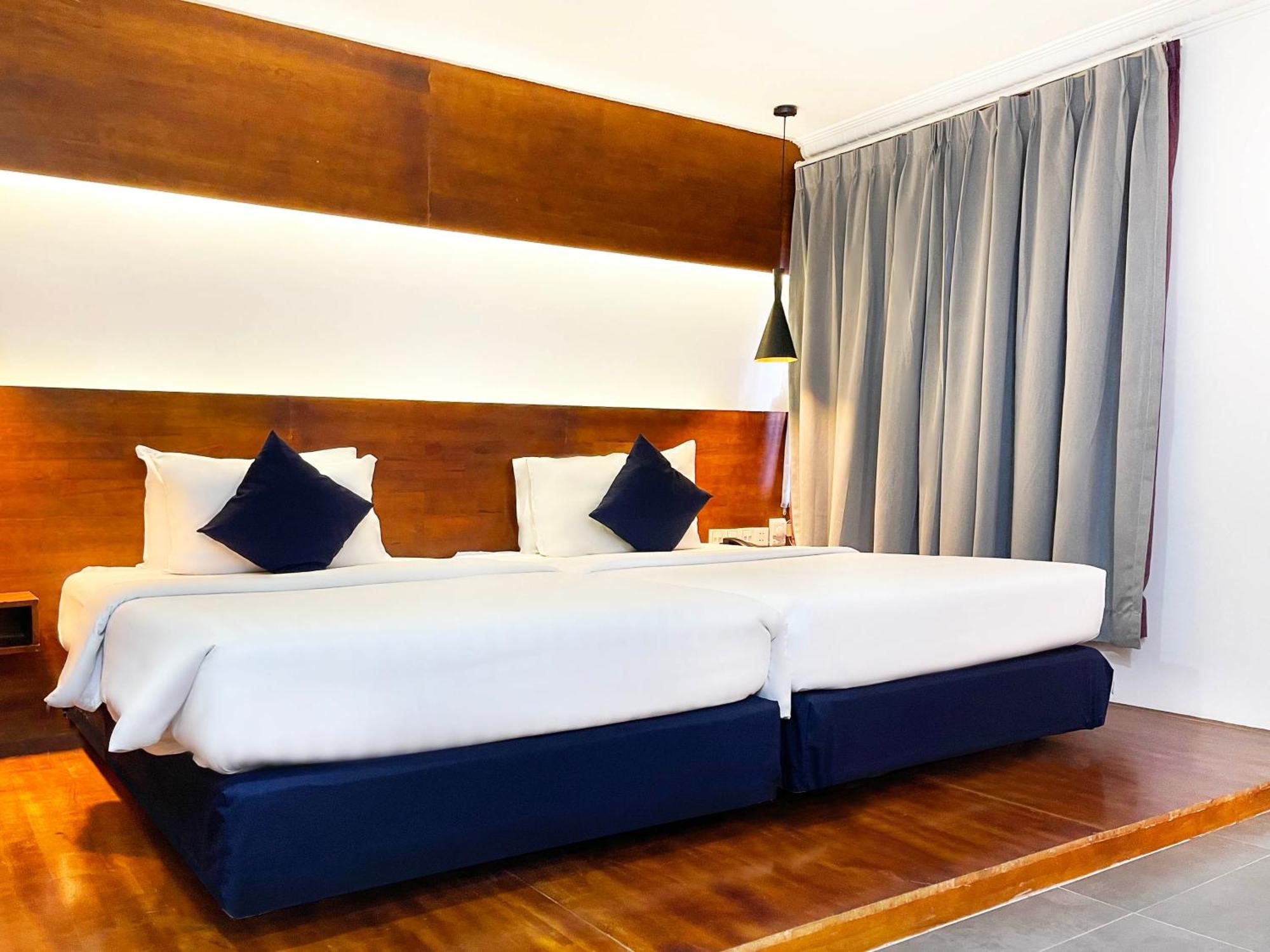 Pacific Hotel Phnom Penh Exteriör bild